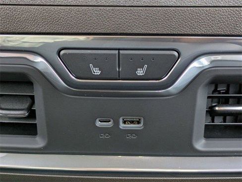 New 2026 GMC Sierra 1500 Denali w/ Denali Reserve Package image 17