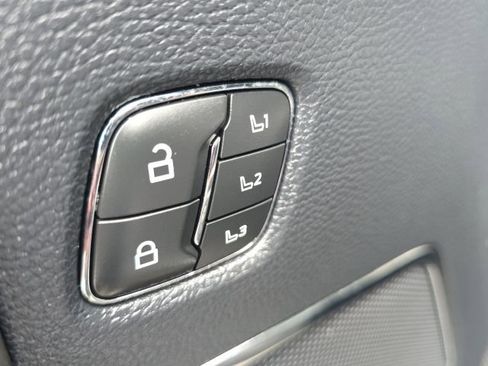 Used 2022 Ford F250 Platinum image 25