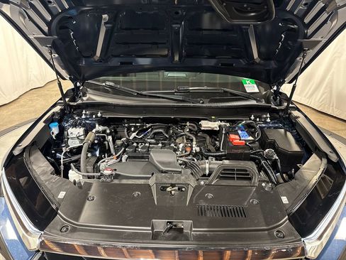 Used 2024 Honda CR-V LX image 28