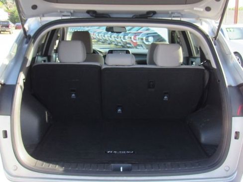 Used 2021 Hyundai Tucson SEL FWD image 4