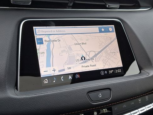 Used 2022 Cadillac XT4 Sport w/ Enhanced Visibility Package image 20