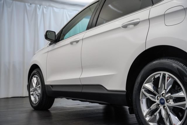 Used 2015 Ford Edge SEL FWD image 32
