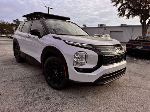 New 2026 Mitsubishi Outlander AWD image 10
