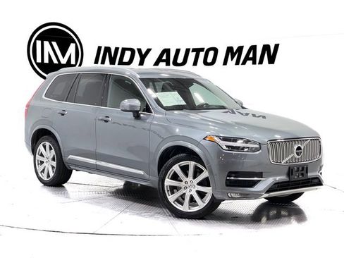 Used 2017 Volvo XC90 T6 Inscription w/ Vision Package image 2