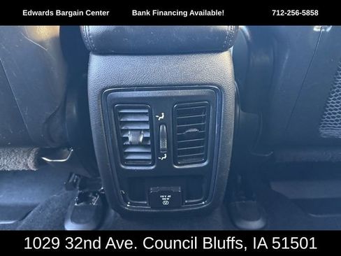 Used 2021 Jeep Grand Cherokee Laredo X image 15