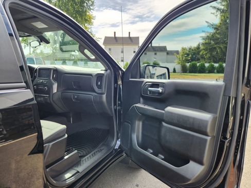 Used 2021 Chevrolet Silverado 1500 Custom image 37