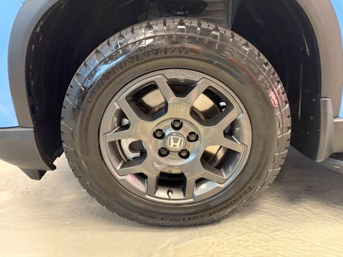 Used 2024 Honda Pilot TrailSport image 27