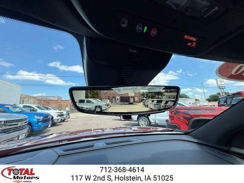 New 2026 Chevrolet Traverse LT w/ Sun and Wheel Package AWD/4WD image 28