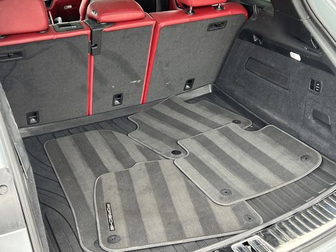 Used 2021 Porsche Cayenne GTS w/ Premium Package Plus image 20