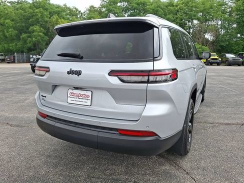 Certified 2024 Jeep Grand Cherokee L Altitude AWD/4WD image 10