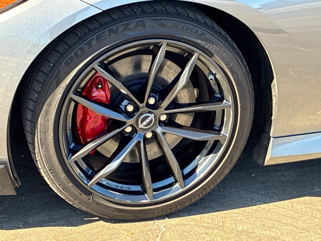 Used 2025 Nissan Z Performance w/ Floor Mat Package RWD image 11