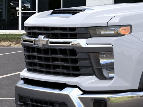 New 2026 Chevrolet Silverado 3500 LT image 13