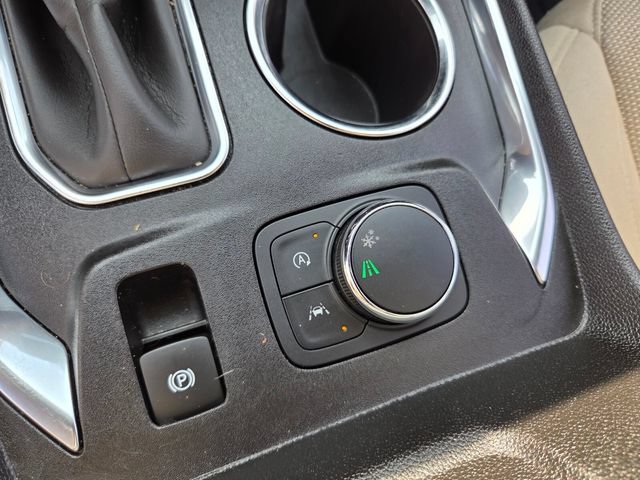 Used 2023 Chevrolet Traverse LT FWD image 26