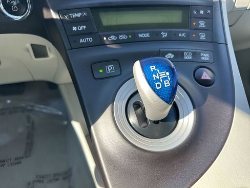 Used 2011 Toyota Prius Two image 15