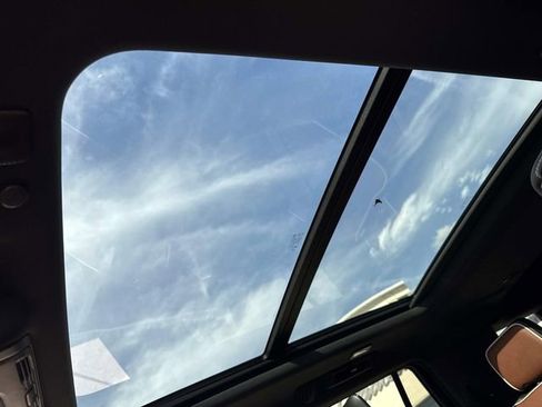 Used 2024 GMC Yukon Denali Ultimate image 23