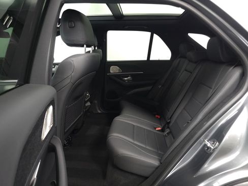 Used 2025 Mercedes-Benz GLE 450e 4MATIC image 28