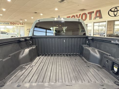 Used 2023 Toyota Tacoma TRD Off-Road w/ Technology Package RWD image 23