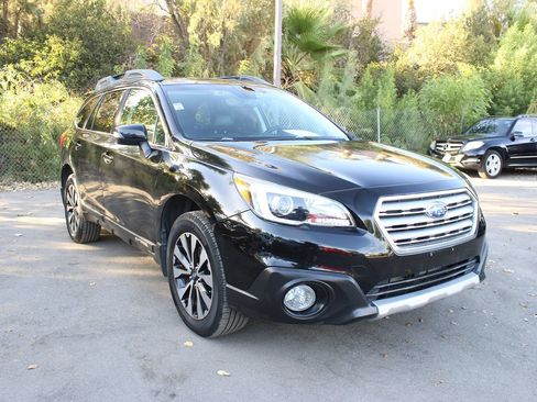 Used 2017 Subaru Outback 3.6R Limited AWD/4WD image 1
