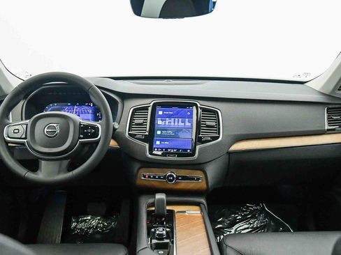 Certified 2023 Volvo XC90 B6 Plus w/ Protection Package Premier image 14