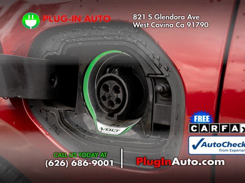 Used 2018 Chevrolet Volt Premier w/ Driver Confidence Package image 11