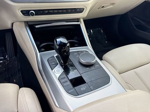 Used 2022 BMW 330i Sedan w/ Driving Assistance Package RWD image 21
