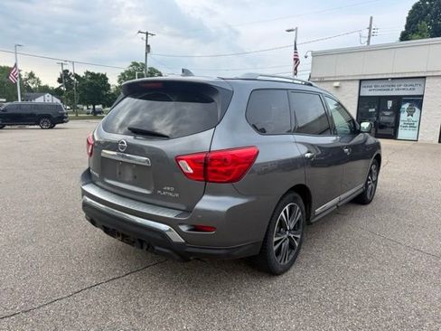 Used 2020 Nissan Pathfinder Platinum AWD/4WD image 11