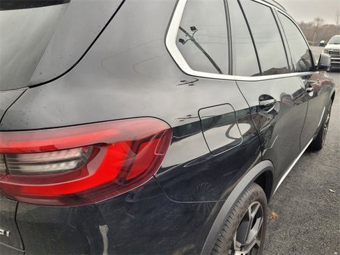 Used 2023 BMW X5 sDrive40i w/ Premium Package image 7