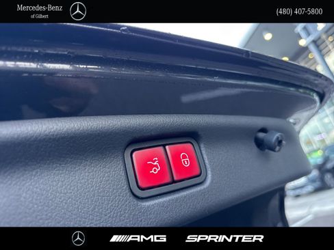 Certified 2023 Mercedes-Benz C 300 Sedan image 8