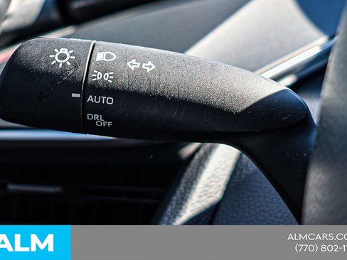 Used 2024 Toyota Prius Prime Premium w/ Advanced Technology Package image 25