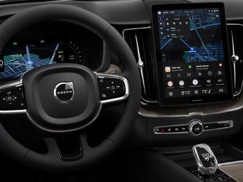 New 2026 Volvo XC60 B5 Plus w/ Protection Package Premier image 13