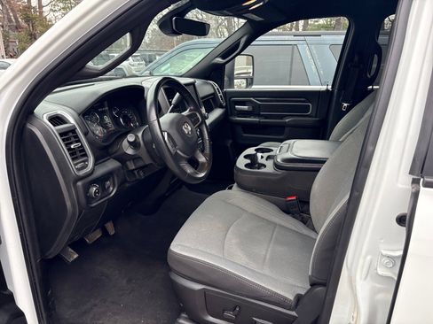 Used 2024 RAM 2500 Big Horn image 6