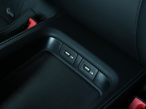 Used 2021 Mercedes-Benz AMG GT 53 image 38