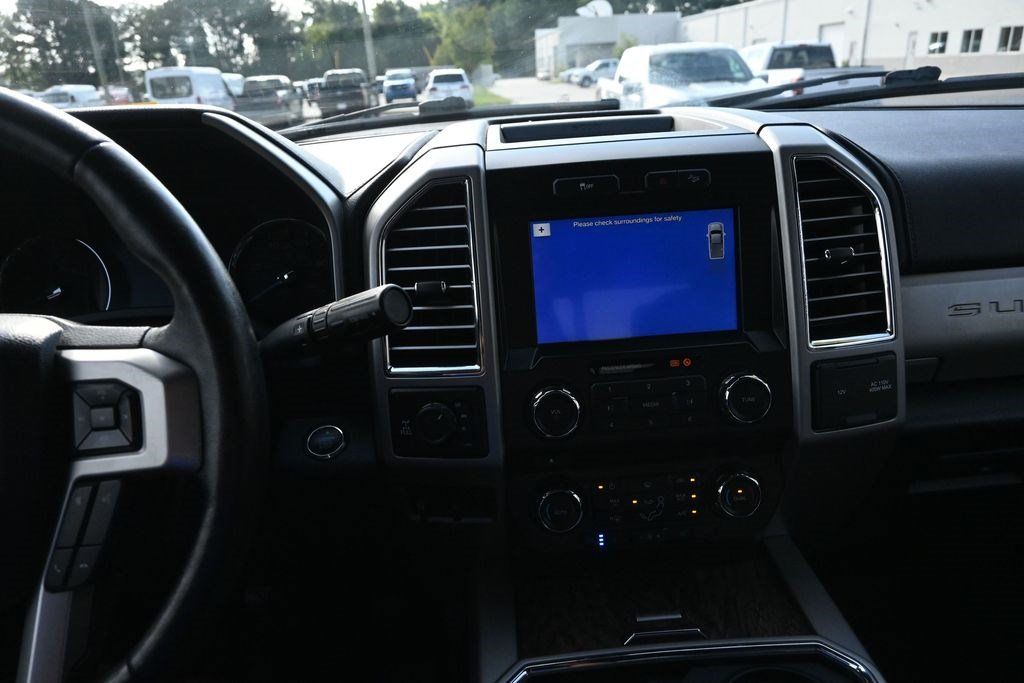 Used 2017 Ford F350 Lariat AWD/4WD image 42