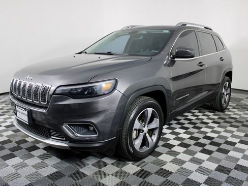 Used 2019 Jeep Cherokee Limited AWD/4WD image 4