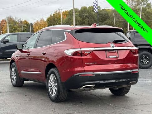Used 2024 Buick Enclave Premium image 2