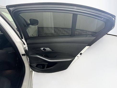 Used 2021 BMW 330i Sedan w/ Driving Assistance Package RWD image 31