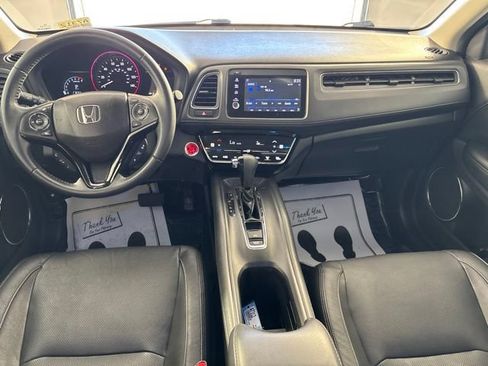 Used 2019 Honda HR-V EX-L image 2