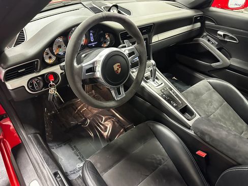 Used 2015 Porsche 911 GT3 RWD image 8