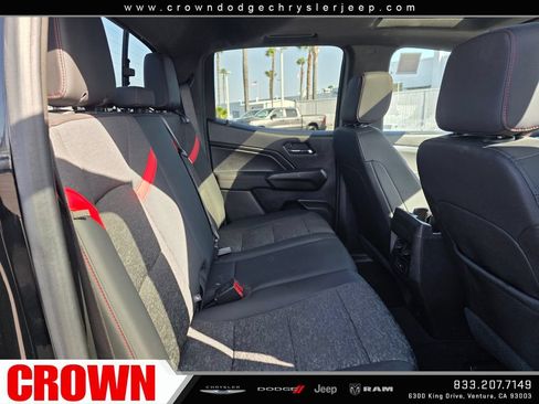 Used 2023 Chevrolet Colorado Z71 w/ Z71 Convenience Package 2 AWD/4WD image 14