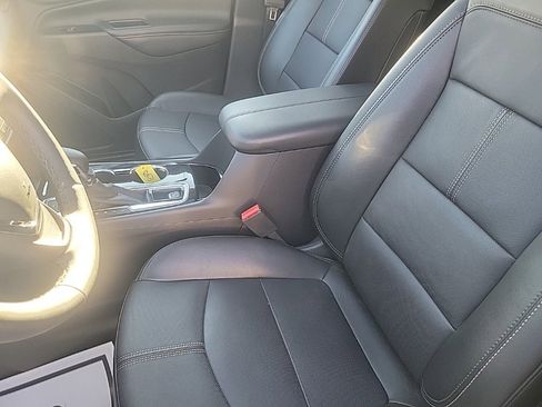 Used 2024 Chevrolet Equinox Premier image 27