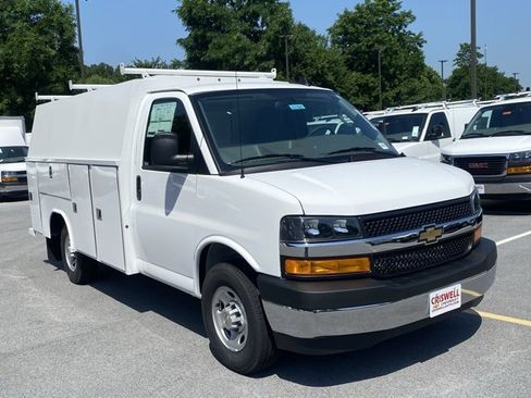 New 2025 Chevrolet Express 3500 w/ Power Convenience Package image 2