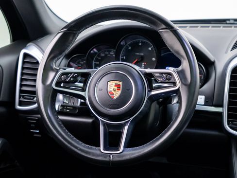 Used 2015 Porsche Cayenne Diesel AWD/4WD image 12
