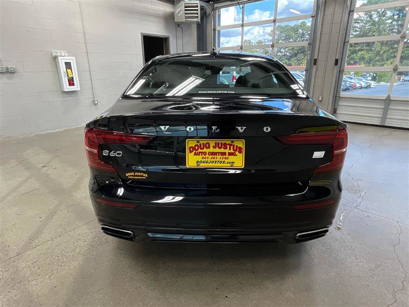Used 2021 Volvo S60 T8 R-Design AWD/4WD image 4