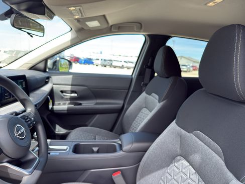 New 2026 Nissan Kicks SV AWD/4WD image 26