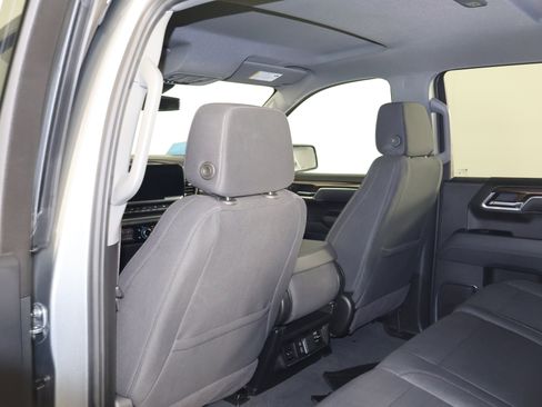 Used 2025 Chevrolet Silverado 1500 LT image 51