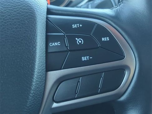 Certified 2021 Jeep Cherokee Latitude Lux image 14