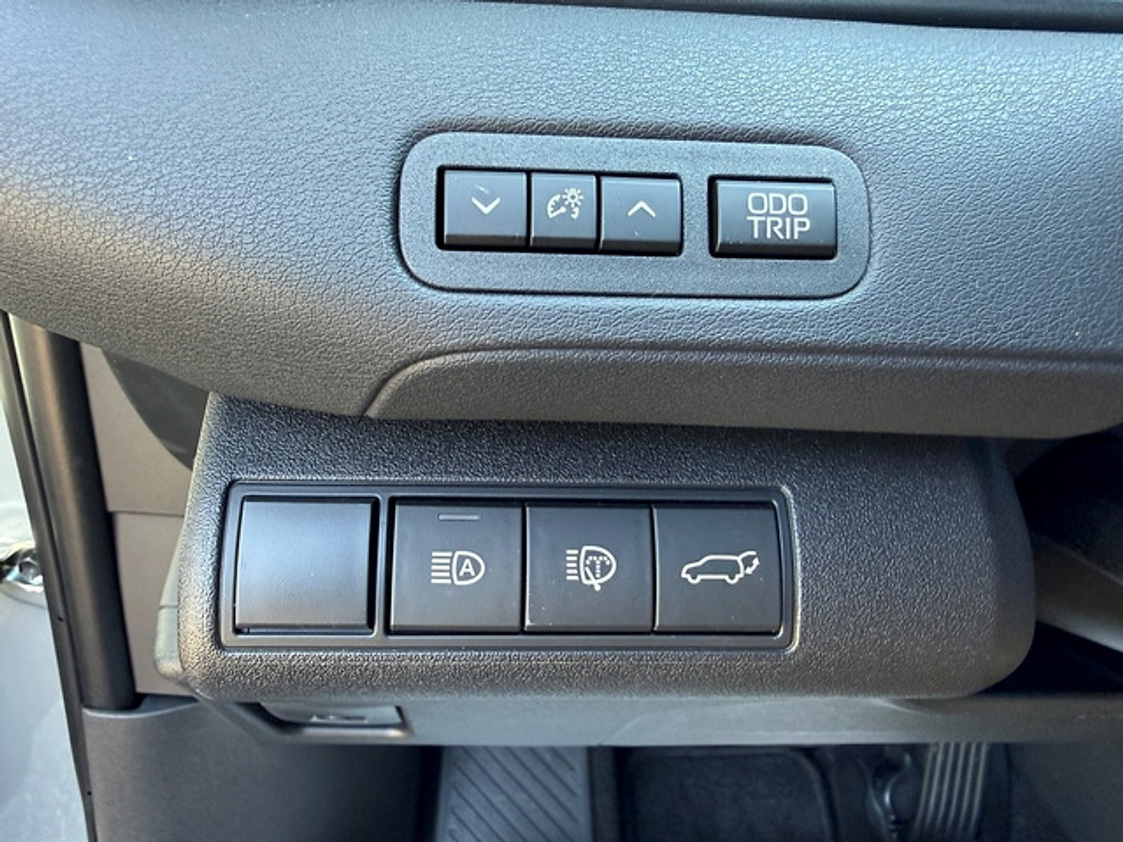 Used 2026 Toyota C-HR w/ Cold Weather Package AWD/4WD image 14