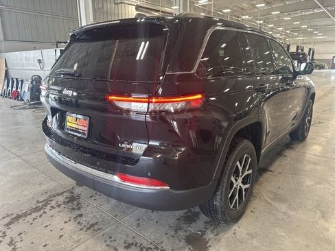 New 2025 Jeep Grand Cherokee Limited w/ Trailer Tow Package image 4