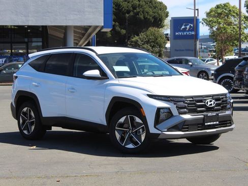 New 2026 Hyundai Tucson SEL image 1