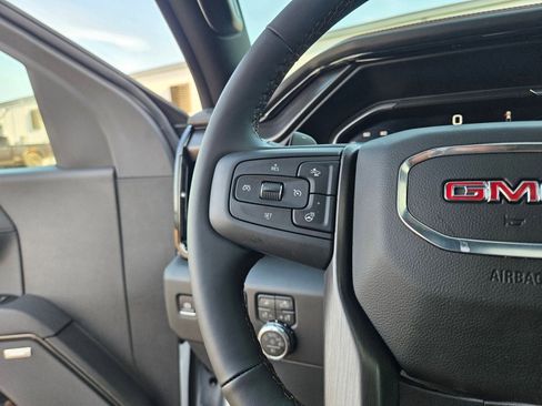 New 2026 GMC Sierra 1500 AT4 w/ AT4 Premium Package AWD/4WD image 12